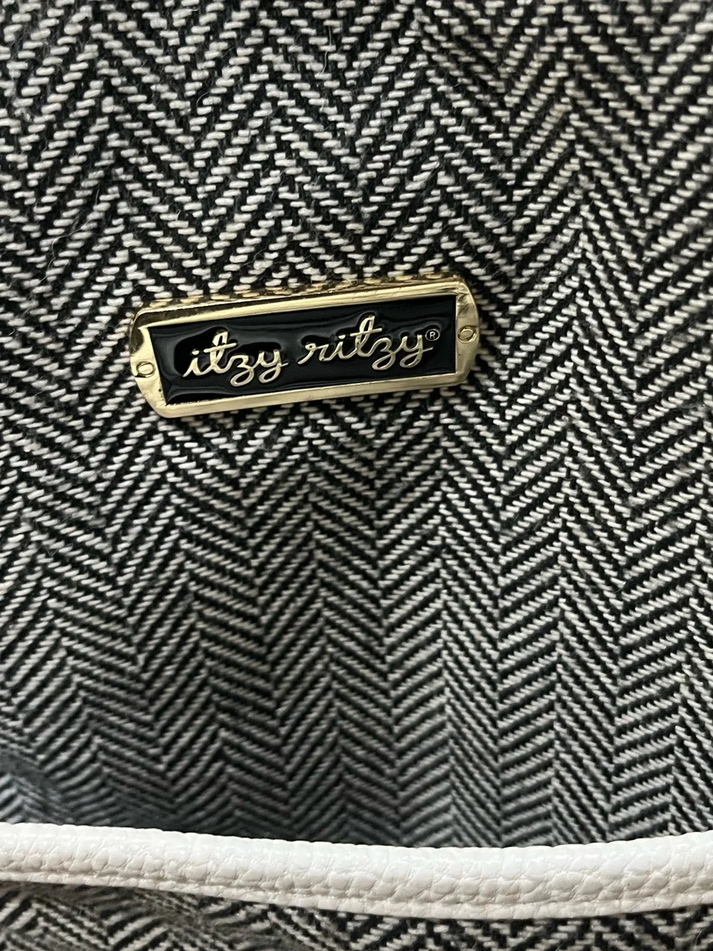 Itzy Ritzy Boss Diaper Bag in the 